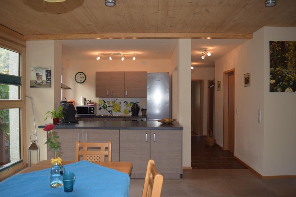 Nichtraucherferienwohnung-Neckarblick Ze-2022-74-Wz-118A Heidelberg Exterior photo